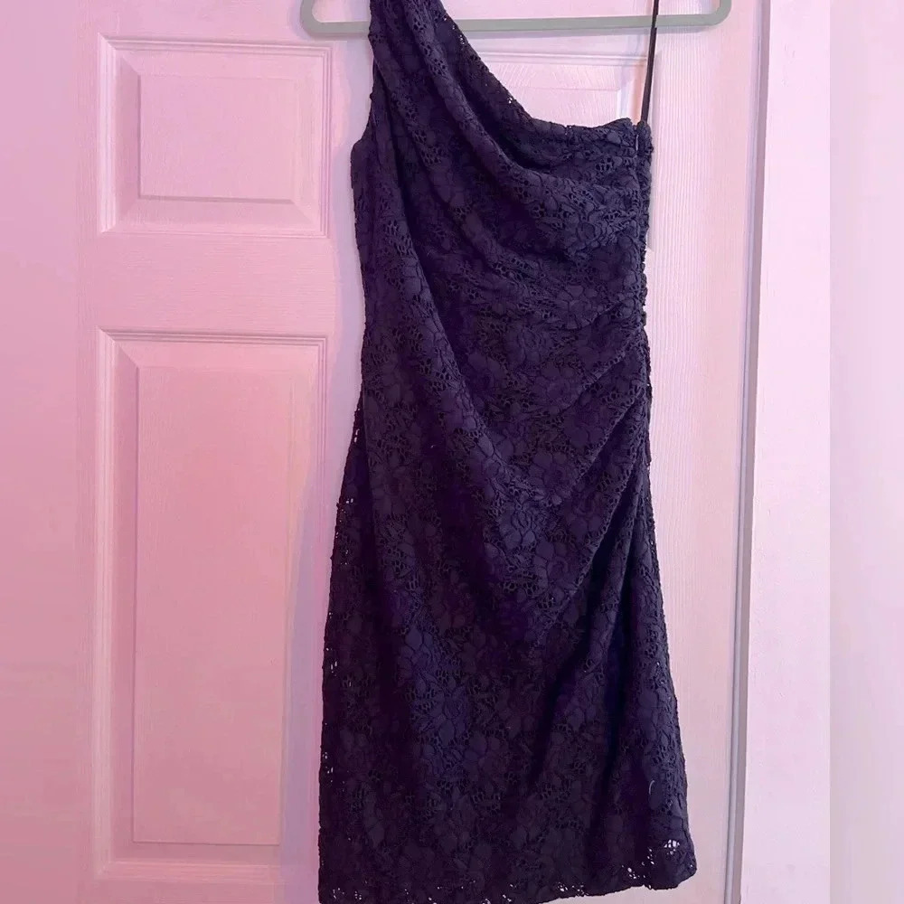One shoulder dress